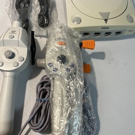 Sega Dreamcast Console And Game Lot X3 Controllers Fishing Rods And More Wow 