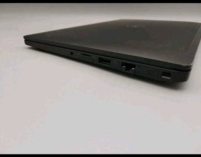 Dell Latitude 7390 · i5-8350U · 8GB · 256GB, foto 4 di 5