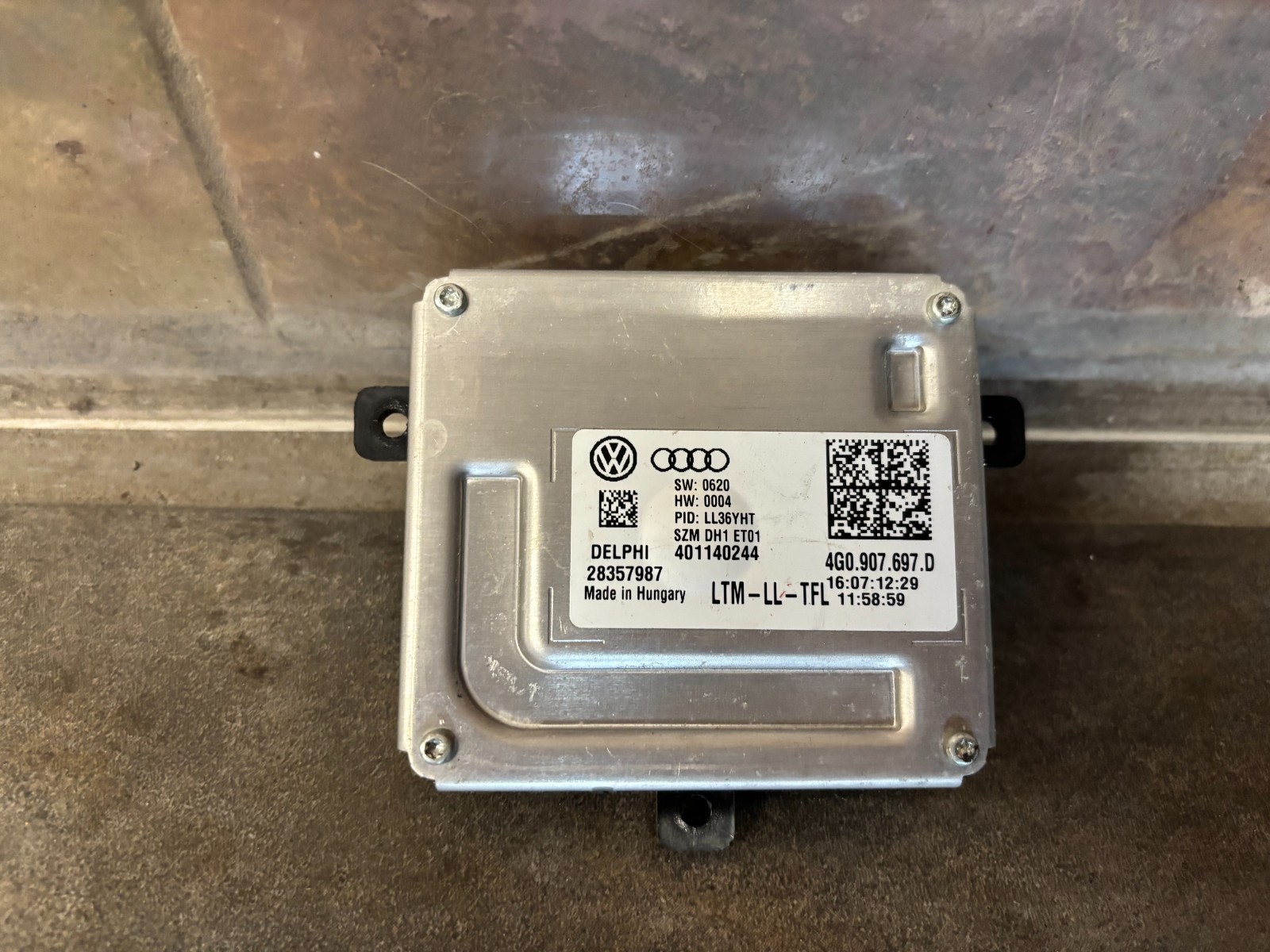 CONTROL MODULE FOR AUDI R 8 4g0 907 697 d