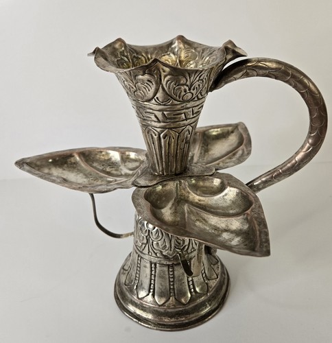 Vintage Silver Plated Copper Diya Lamp Tika Dani, Pooja Arati Ceremonies - Picture 2 of 9