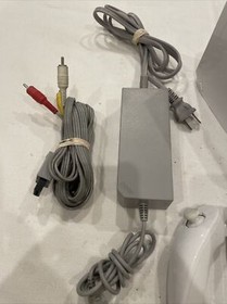 Nintendo Wii Launch Edition White Console RVL-001 CONTROLLER NUNCHUK NEW LASER!