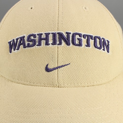 Washington Huskies Hat Cap Nike Flex Fit Purple Beige NCAA Dri Fit Mens - Picture 2 of 11