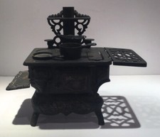 Crescent USA Mini Cast Iron Stove Toy Salesman Sample w/Parts  Accessories NICE