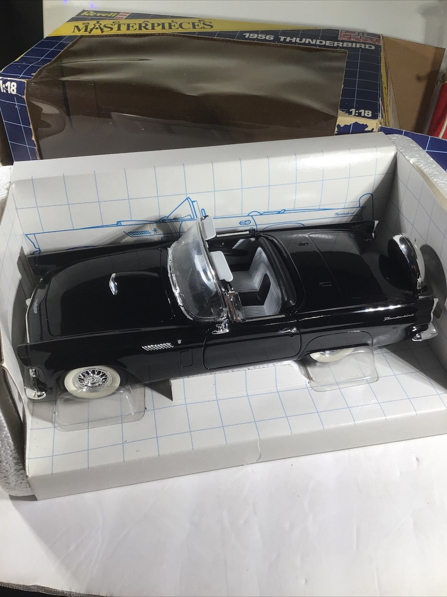 Revell 1956 THUNDERBIRD Black '56 Convertible 1:18 SCALE