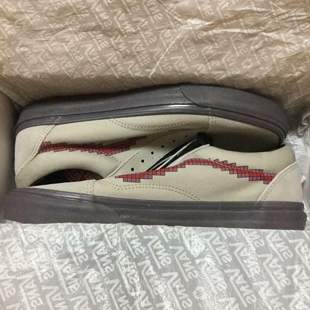 vans nintendo authentic