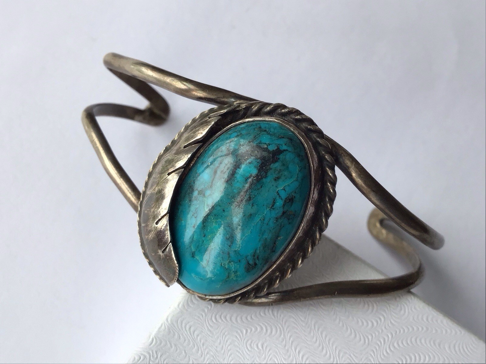 Vintage Pawn Silver Navajo Native American Turquoise Cuff Bracelet P8