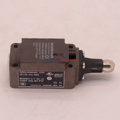 1PCS New For   ZR 336-02Z-RMS Limit Switch Fast delivery *rr