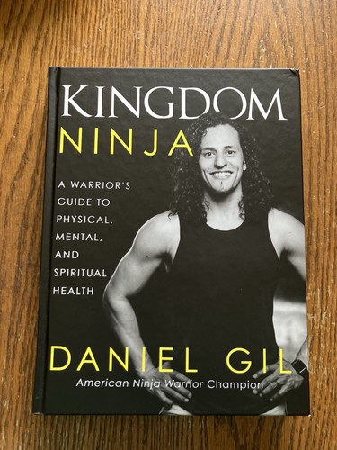 Kingdom Ninja Hardcover von Daniel Gil (American Ninja Warrior Champion) - Bild 1 von 3