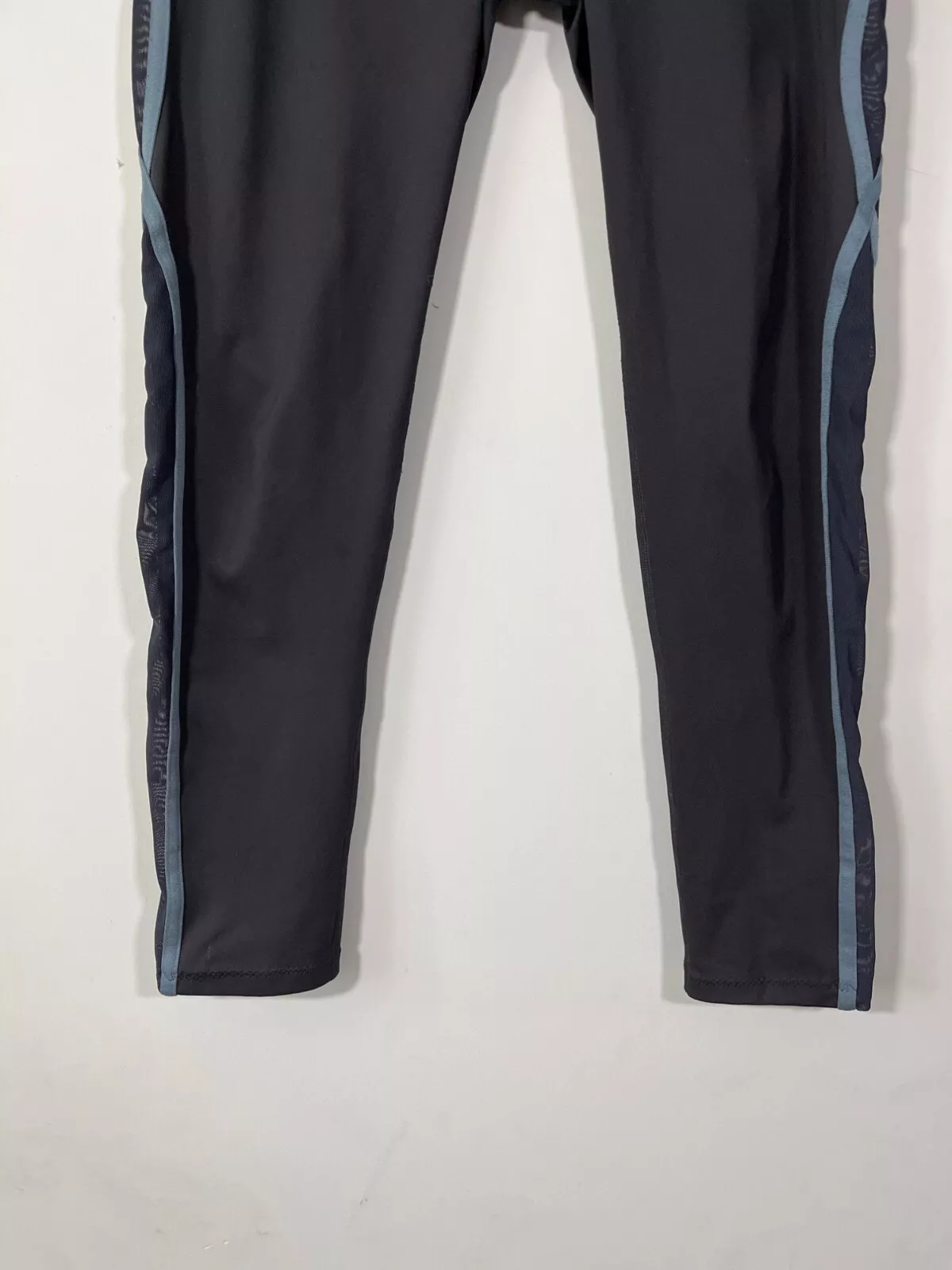 free-people-movement mesh linings breathable leggings