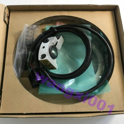 1pcs A860-2120-T451 Fanuc Spindle encoder Brand new unused DHL