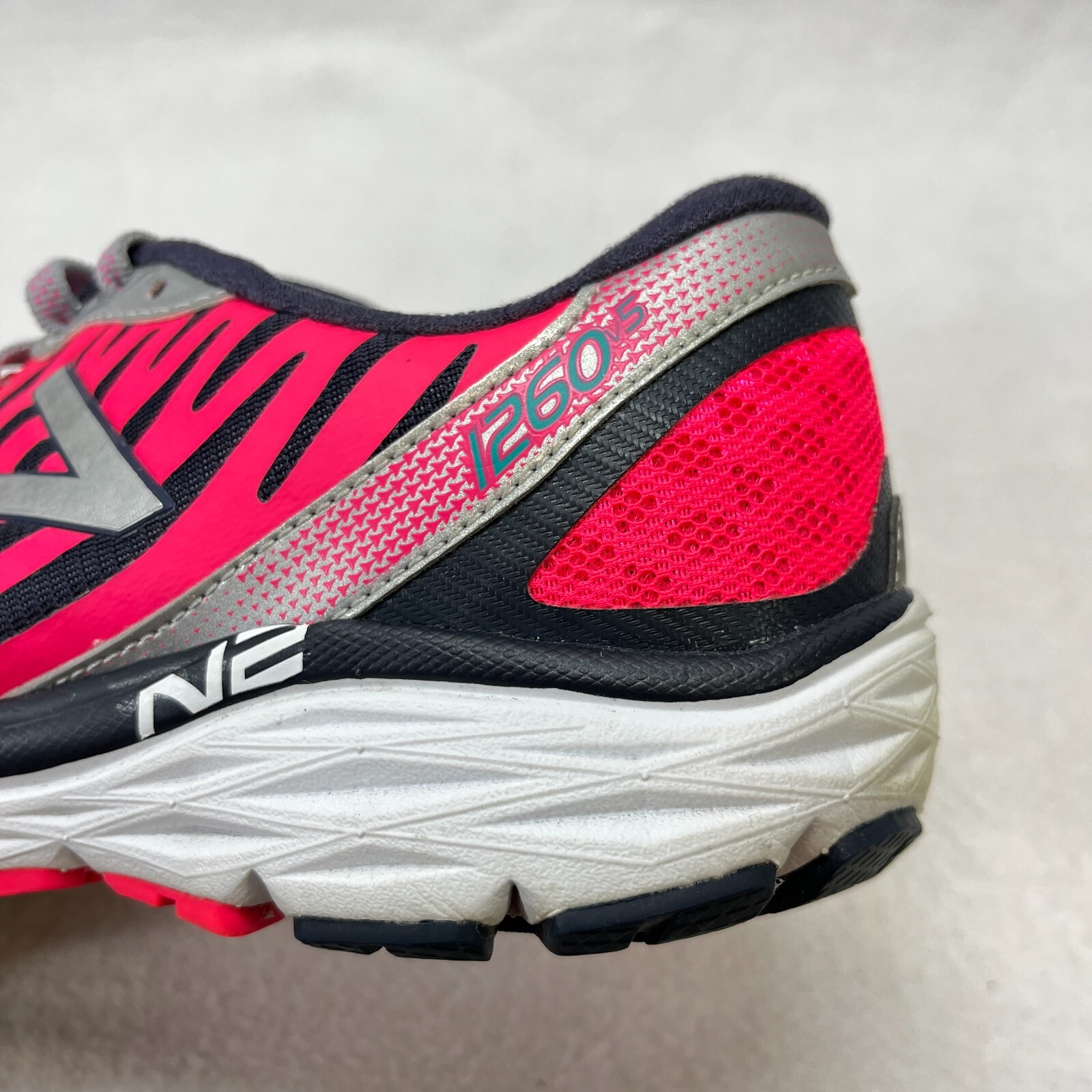 new balance womens 1260