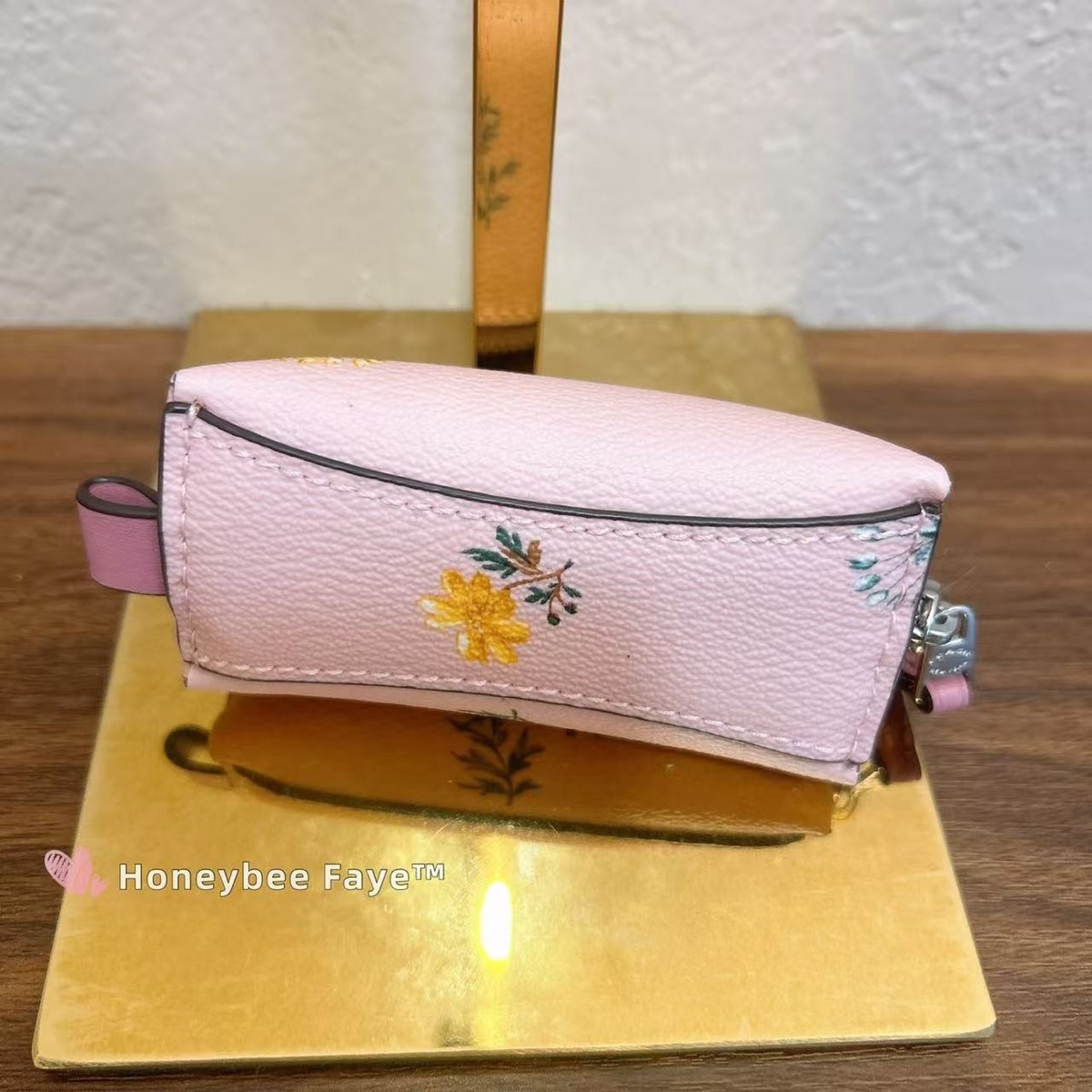 NWT Coach Complimentary Micro Mini Zip Case C9880G | eBay