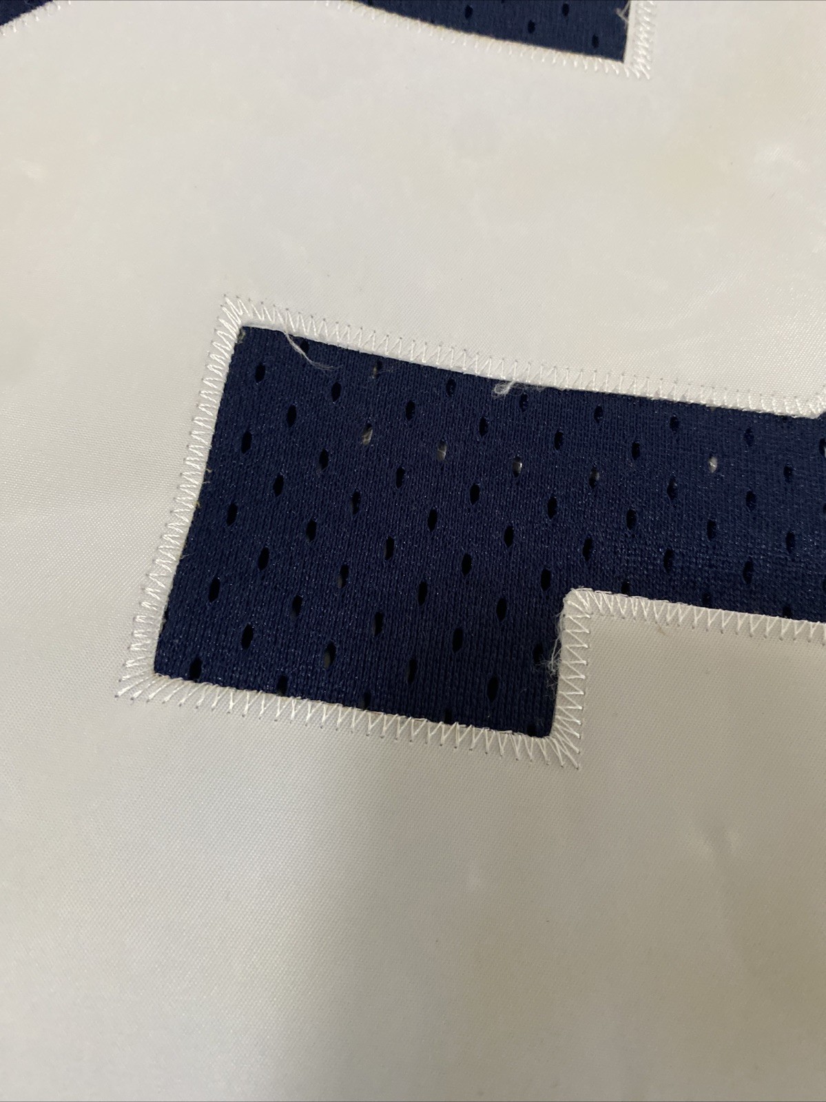 Used Reebok Authentic Dallas Cowboys 28 Jones Jersey Size 52  thumbnail 22