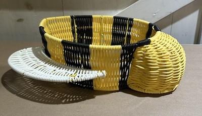 Honey Bee Resin Wicker Basket. Indoor / Outdoor LARGE 14  X 13  X 4.5 . NWT