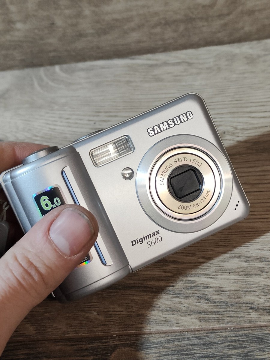 Samsung Digimax S600 6.0MP Digital Camera - Silver for sale