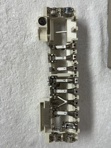 Bernina Sewing Machine Model 1130 Switzerland READ DESCRIPTION AS IS - Picture 14 of 24