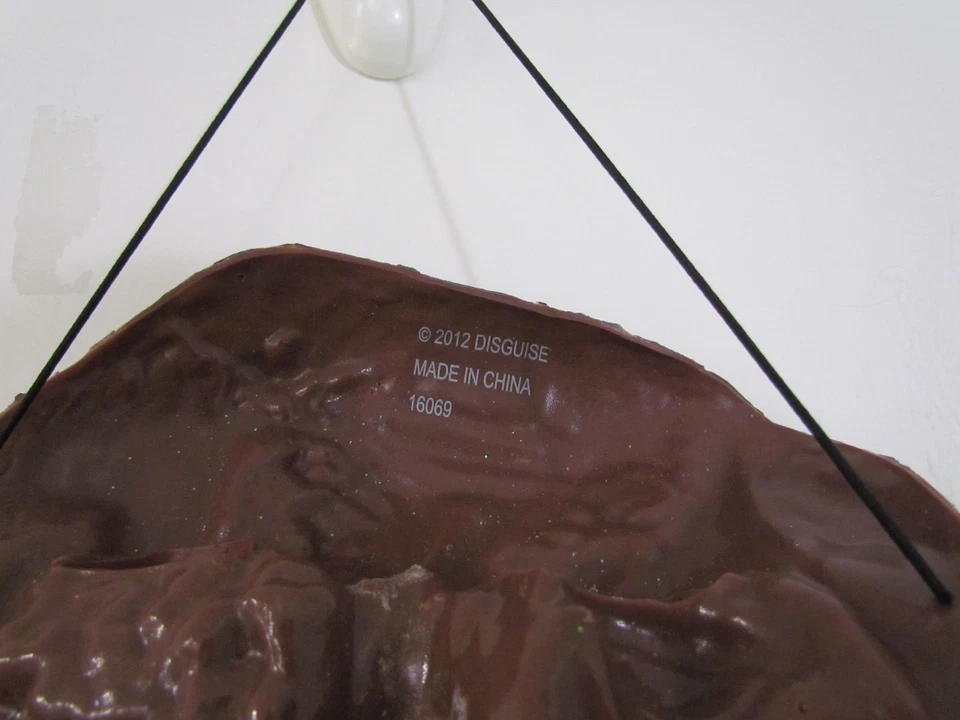 Disguise Co 2012 Green Zombie Walking Dead Vinyl 3/4 Mask Halloween Costume - Image 4 of 4