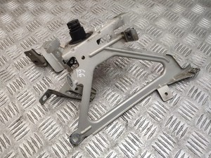 BMW 7 F01, F02 Kotflügelhalter vorne links 7184179 4.40 Petrol 298kw 15369602