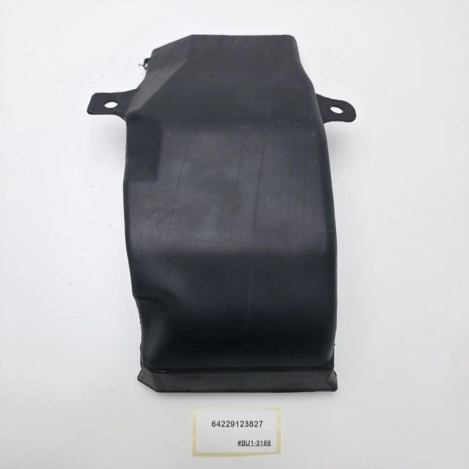 BMW Alpina B7L 2015 conducto de aire pilar B exterior izquierdo 64229123827 Foto 2 de 4