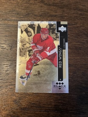 1997-98 Upper Deck Black Diamond - Nicklas Lidstrom #119 Triple Diamond NHL Card