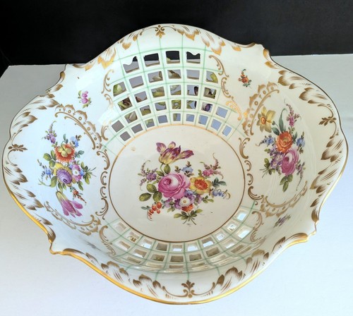 Fabelhafte antike Dresdner Carl Thieme Schale mit Fuß appliziert Blumen Mittelschale - Bild 6 von 17