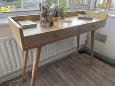 Swoon fresco Console Table, Natural Oak Stained Mango Wood And Brass.