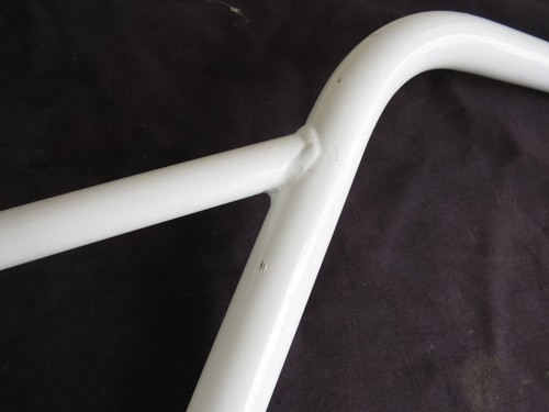 MANILLAR REDLINE BLANCO BARRA V FREESTYLE BMX MANGO VINTAGE REDLINE - Imagen 2 de 6