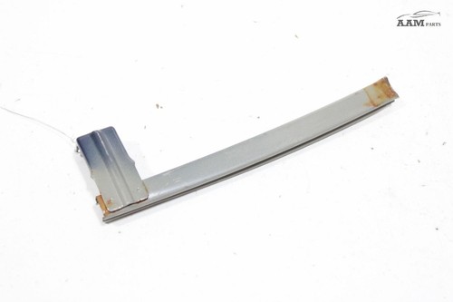 15-19 SUBARU LEGACY FRONT RIGHT PASSENGER DOOR WINDOW REARWARD GUIDE CHANNEL OEM - Picture 3 of 4