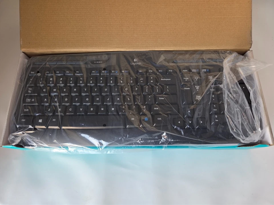Logitech MK320 Wireless Keyboard Mouse Combo 2.4GHz USB Receiver in Box - Image 3 of 4