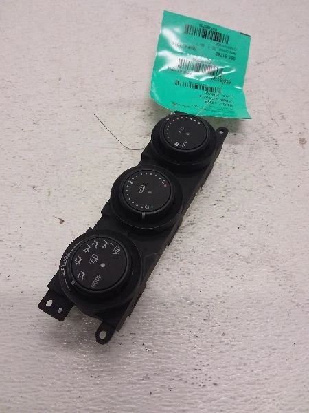 Climate Temperature Control With AC Fits 06-08 MAZDA MX-5 MIATA 1495739 - Image 2 of 4