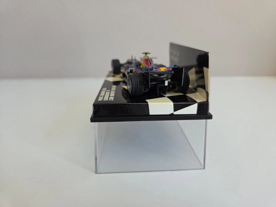Minichamps 1/43 Red Bull Racing RB2 R. Doornbos - Test Driver 2006 - 400060037 - Immagine 4 di 4