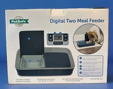 PetSafe Automatic Two Meal Feeder Dispenses Dog or Cat Food