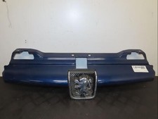 Calandre Peugeot 406