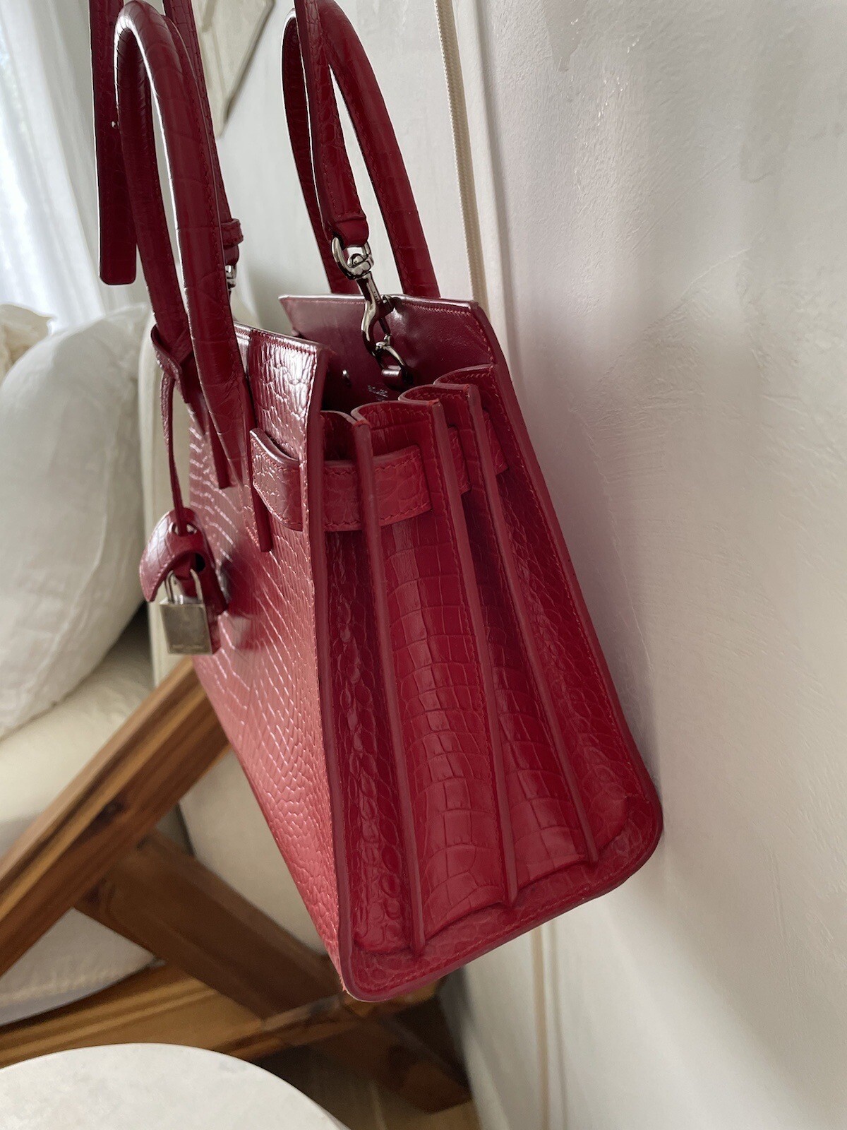 Borsa Saint Laurent Sac De Jour nuova borsa coccodrillo in pelle goffrata