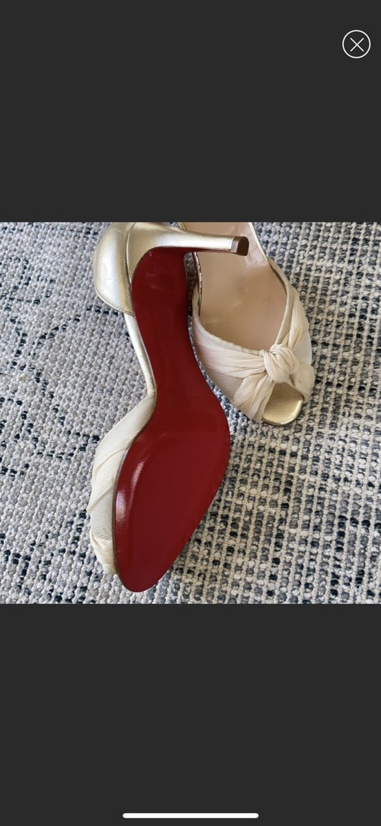Christian Louboutin ハイヒール　36.5 Christian Louboutin ベージュ オープントゥハイヒール36.5