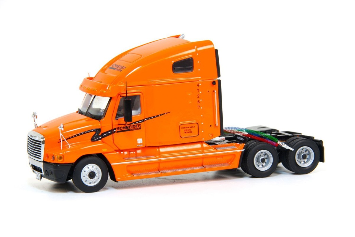 Freightliner Century Truck Tractor w/ Headache Rack 