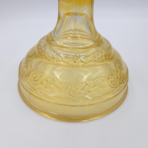 Vintage P&A Eagle Amber Wedding Scroll Pressed Glass Oil Lamp - Picture 3 of 5