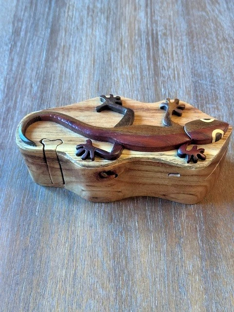 Handcrafted Gecko Wooden Puzzle Box with secret compartment - Image 3 of 4