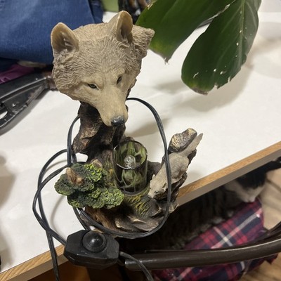 Wolf Light candle 