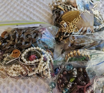 3 Lbs Beads Charms Findings Crafting Misc Jewelry Making Lot Non-Wearable Pounds