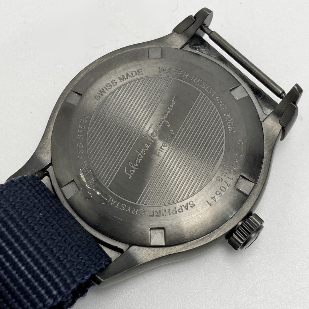 Salvatore Ferragamo 1898 Date Navy Quartz Men's Watch Used From Japan image 4