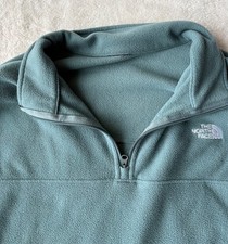 The North Face Women's L 1/4 Zip Fleece Mock Neck Logo Sweatshirt
