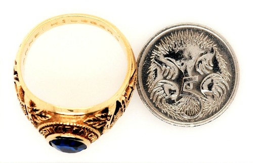 Spinel 9ct Yellow Gold Class Ring - Embossed San Carlos Cebu City University - Picture 12 of 12