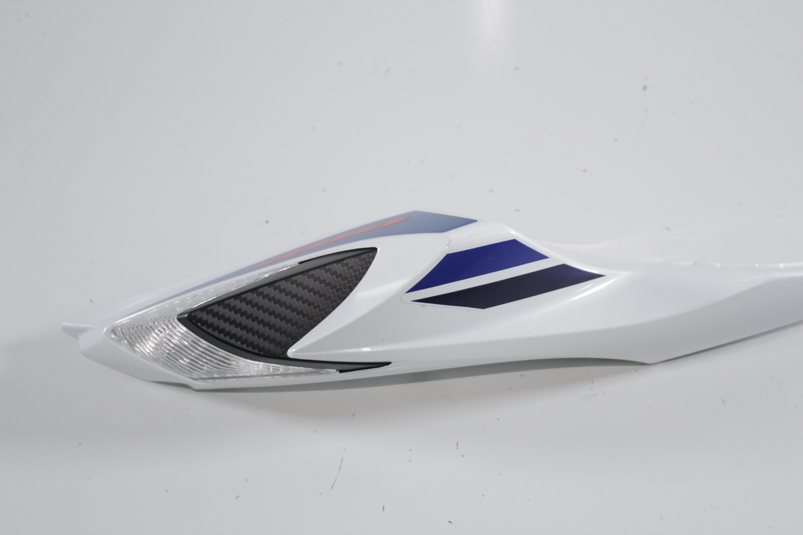 24 11-24 Suzuki GSXR 750 600 RIGHT SIDE REAR TAIL FAIRING COWL BACK WHITE #0409