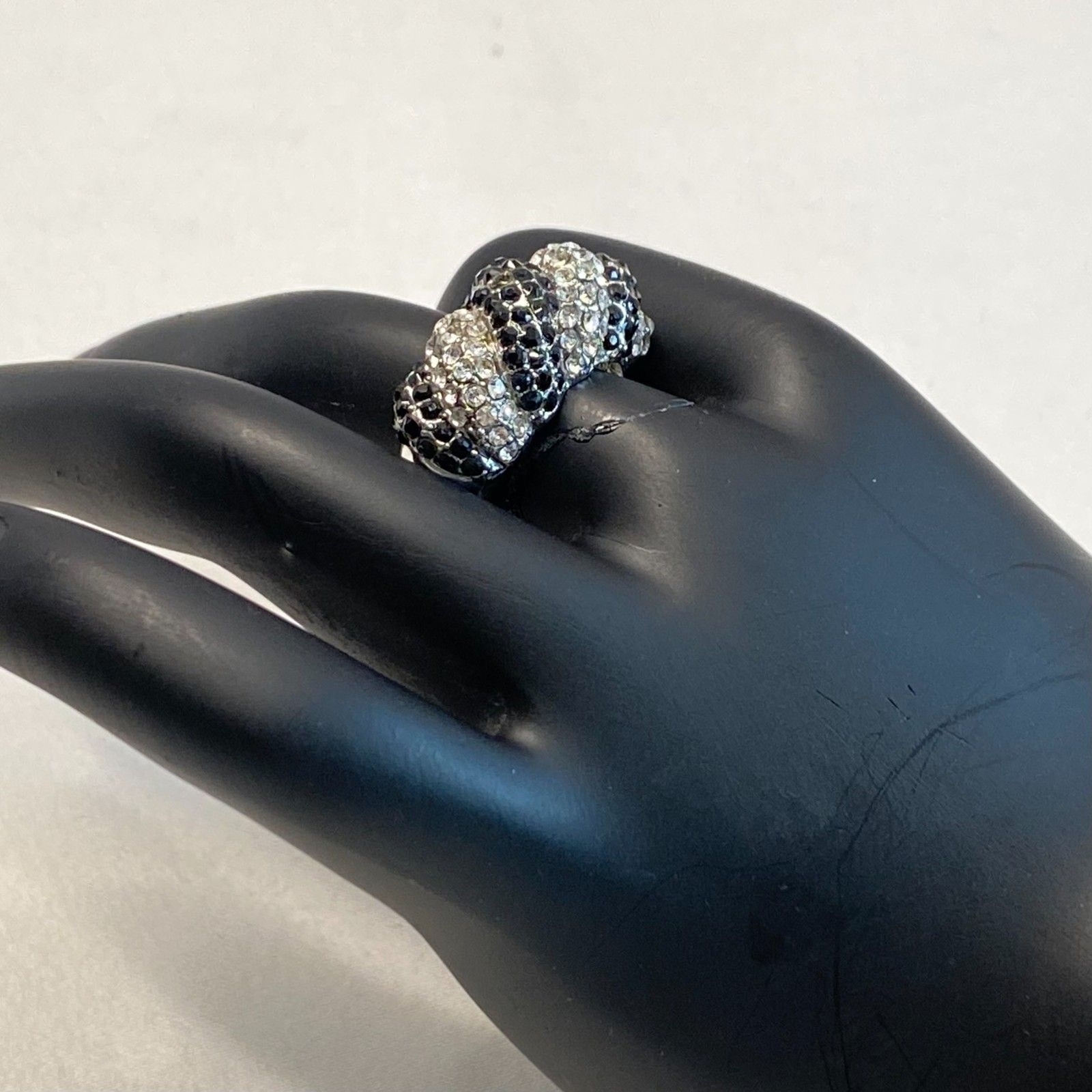 Black Clear Pave' Statement Ring Diagonal Scallop… - image 1