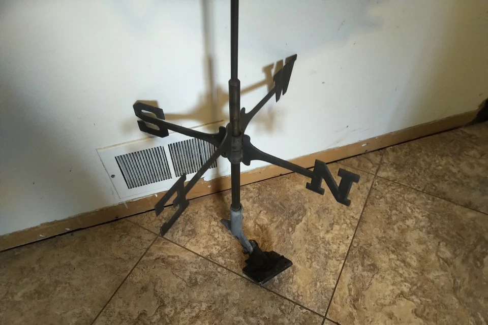 Ángel de cobre con trompeta veleta veleta Foto 3 de 4