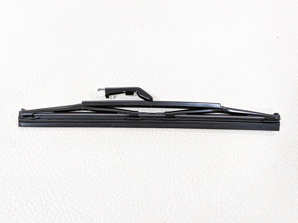 Ferrari 512BBi Front Windshield Wiper 8" Blade 107084A  awitalian.com