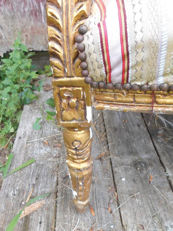 ANTIGUO SOFÁ FRANCÉS DORADO TALLADO SIGLO XIX -envío disponible- Foto 4 de 4