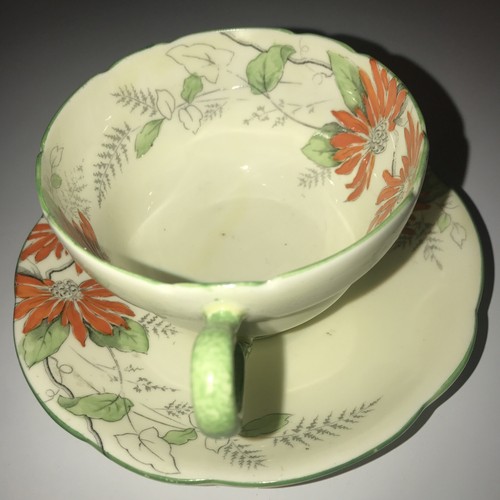 Paragon Poinsettia Star Marked Art Deco Teacup And Sauce c.1920s REGISTERED RARE - Picture 10 of 10