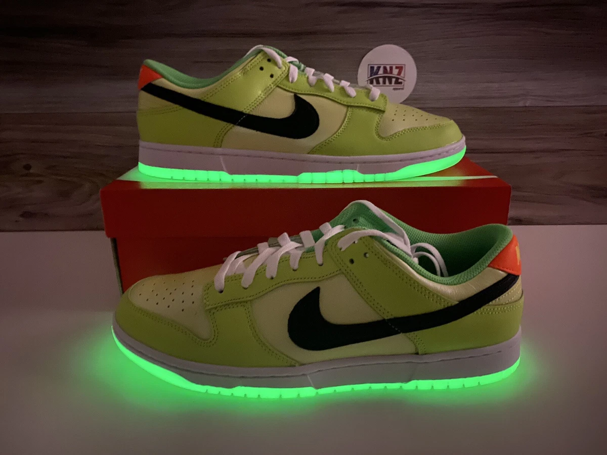 Nike dunk glow in the dark 2 sale